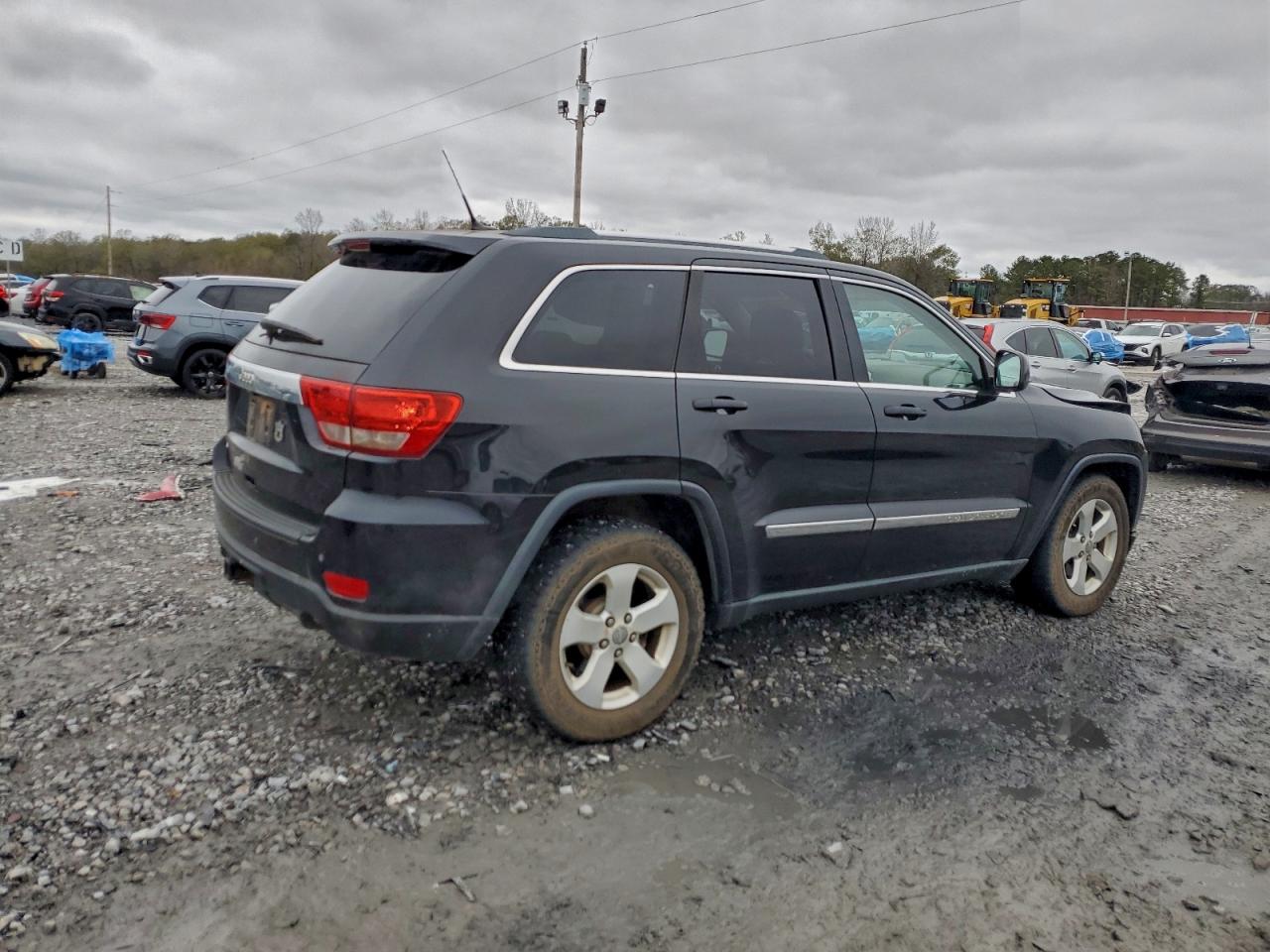 2011 JEEP GRAND CHEROKEE photo 3