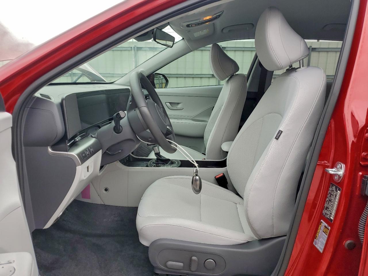 2025 HYUNDAI KONA SEL photo 13