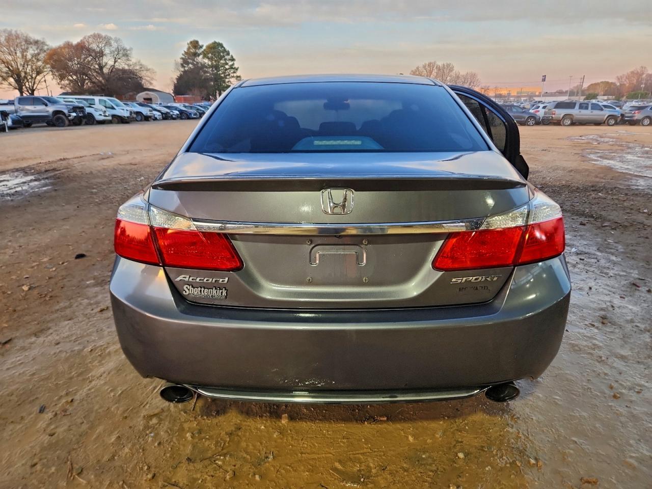 2013 HONDA ACCORD SPORT photo 16