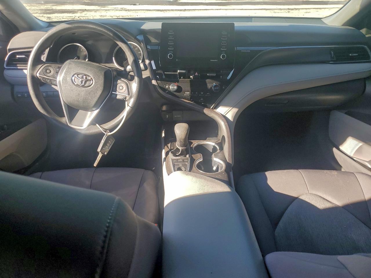 2024 TOYOTA CAMRY photo 29