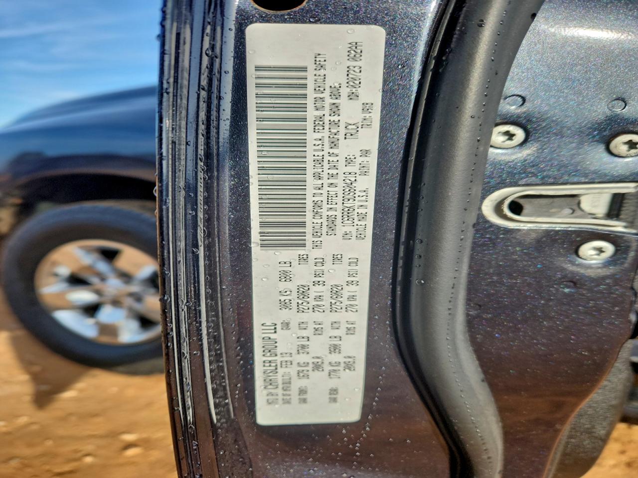 2013 RAM 1500 ST photo 13