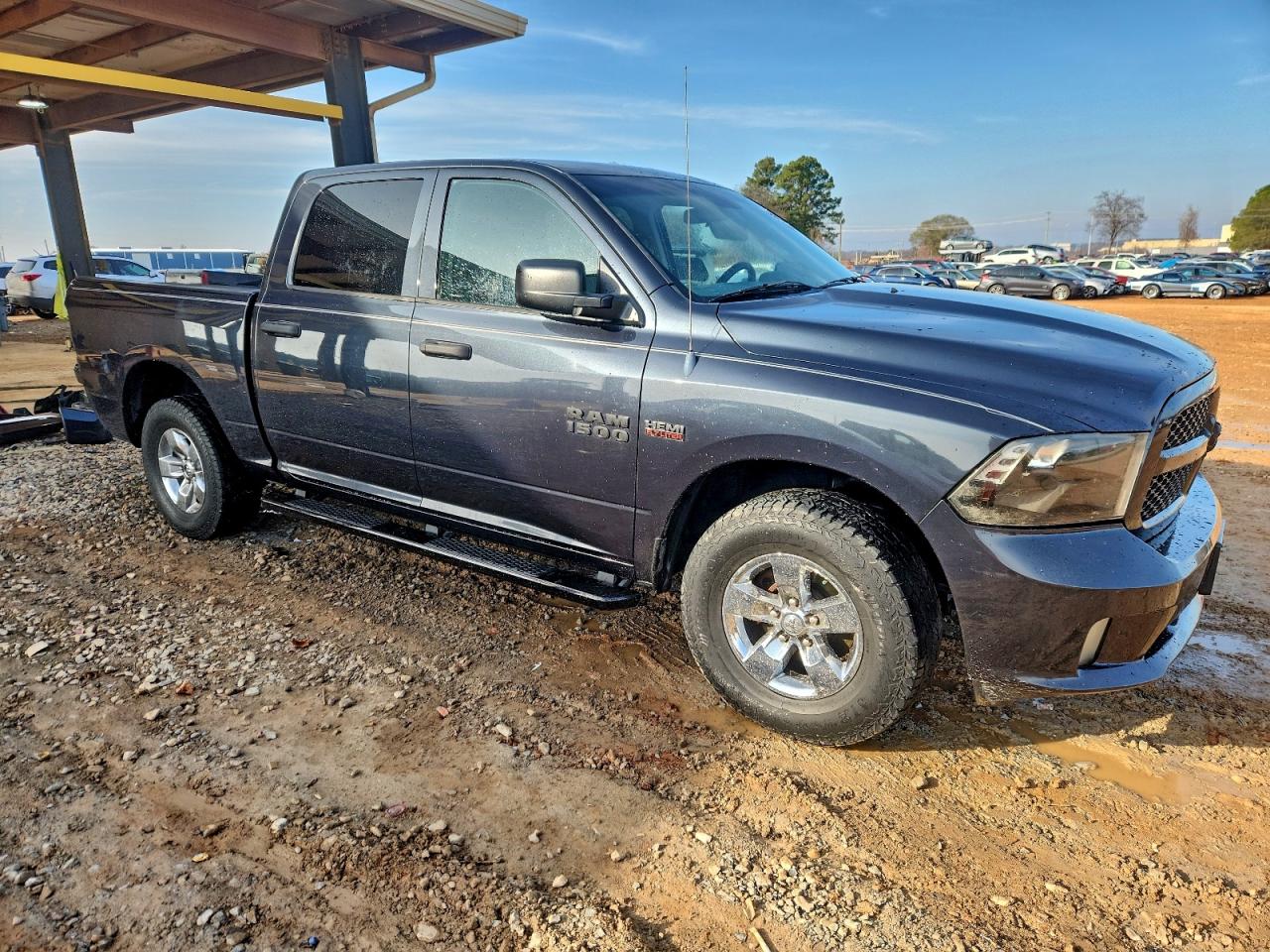 2013 RAM 1500 ST photo 4