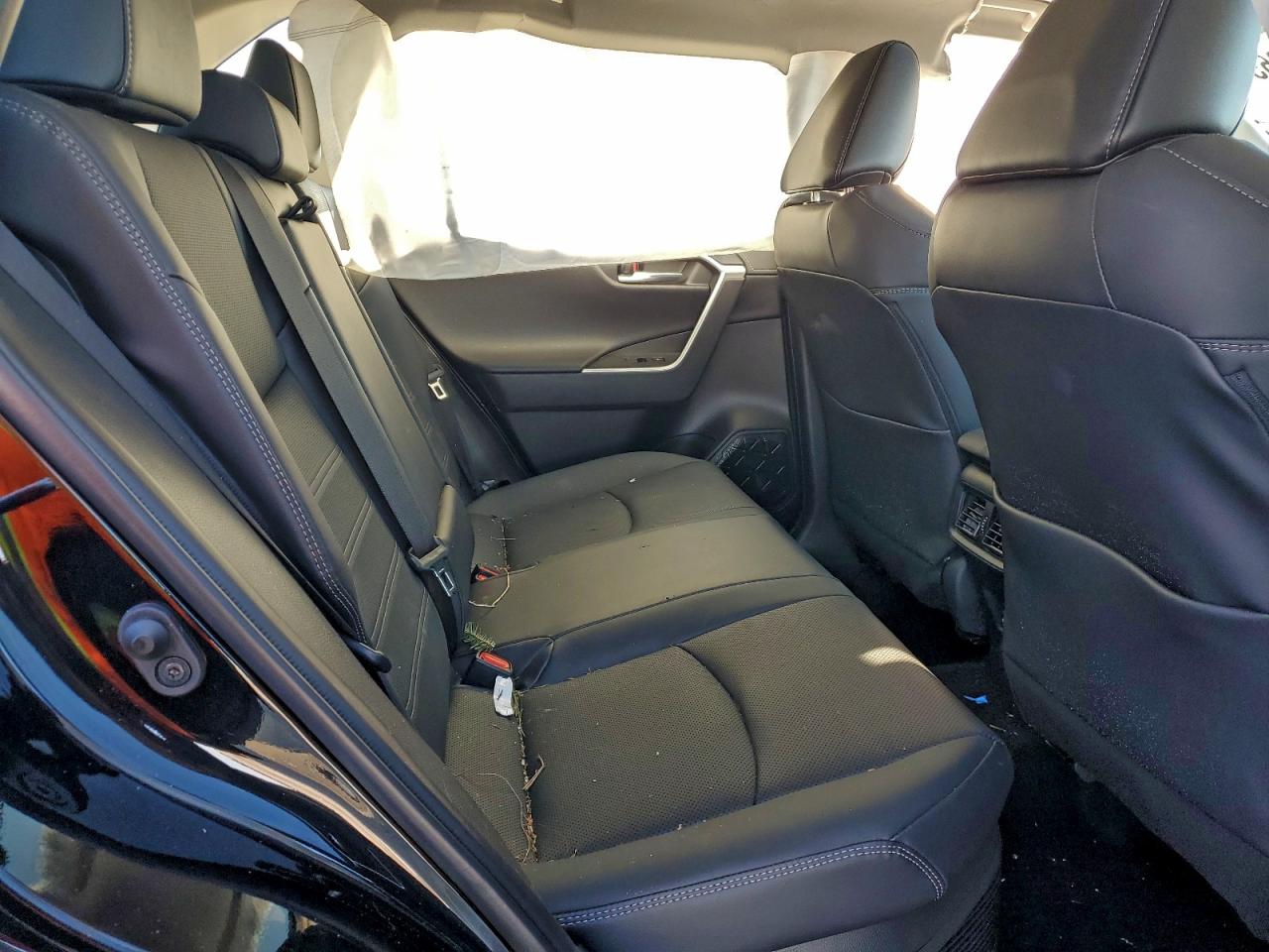 2025 TOYOTA RAV4 LIMITED photo 11