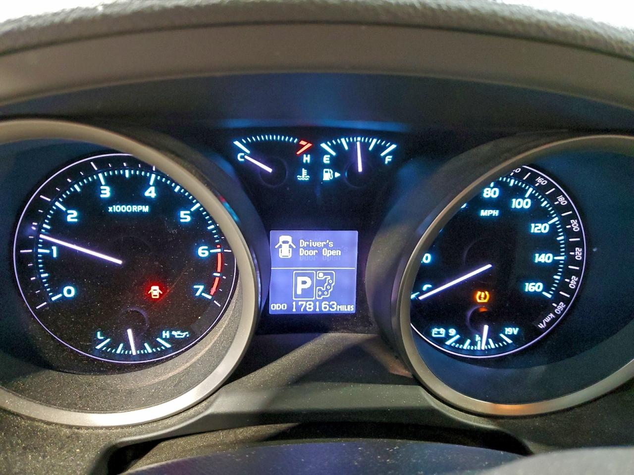 2011 TOYOTA LAND CRUISER photo 9