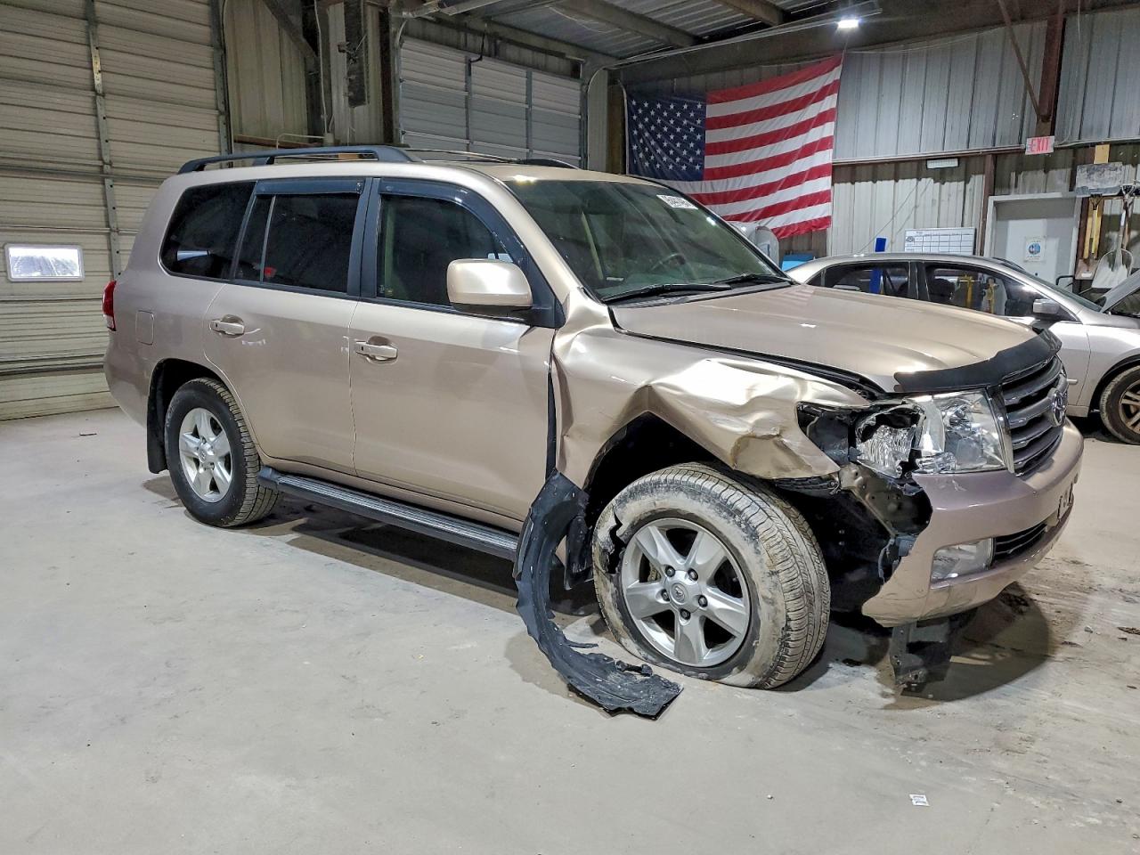 2011 TOYOTA LAND CRUISER photo 4