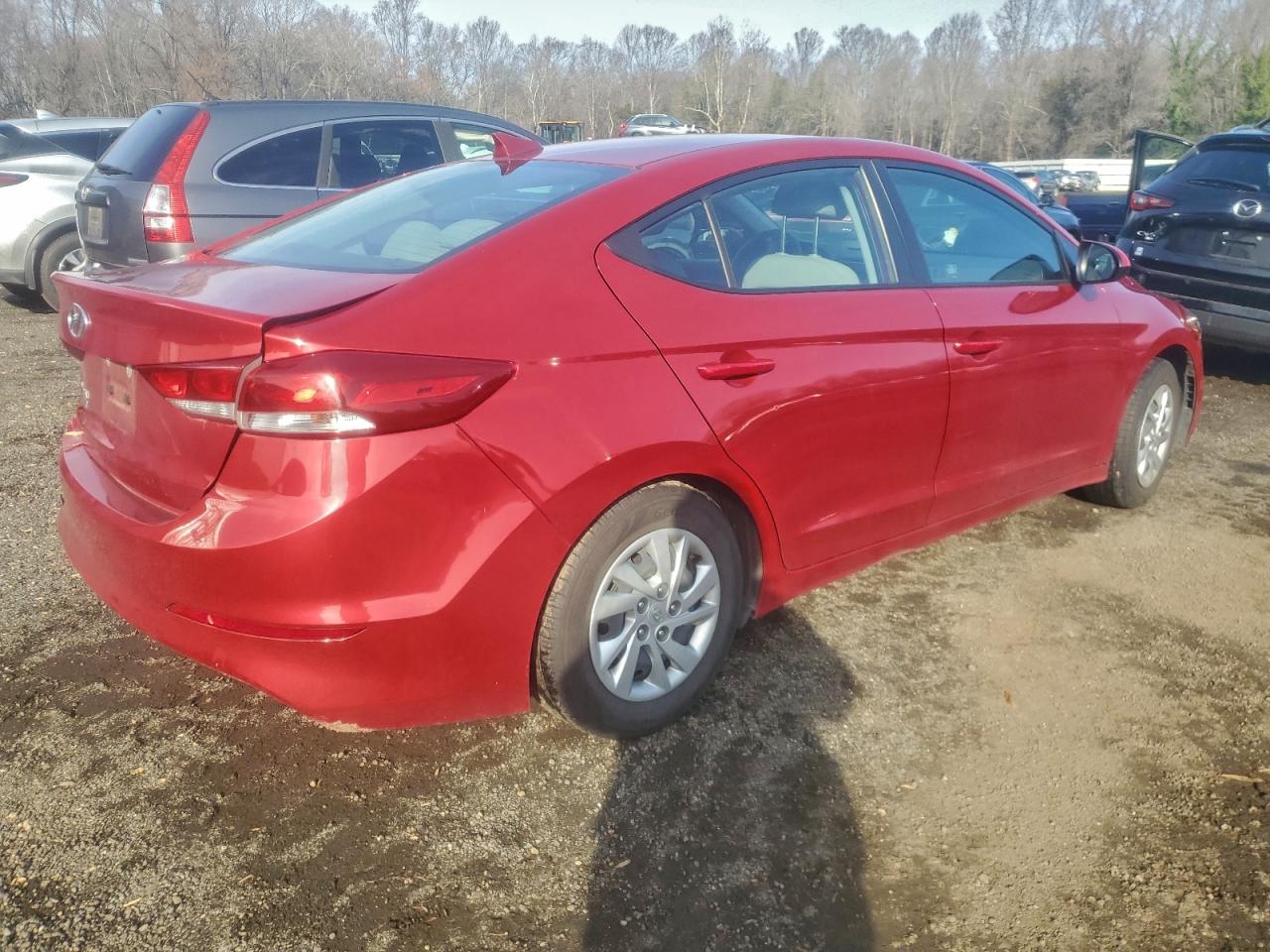 2017 HYUNDAI ELANTRA SE photo 5