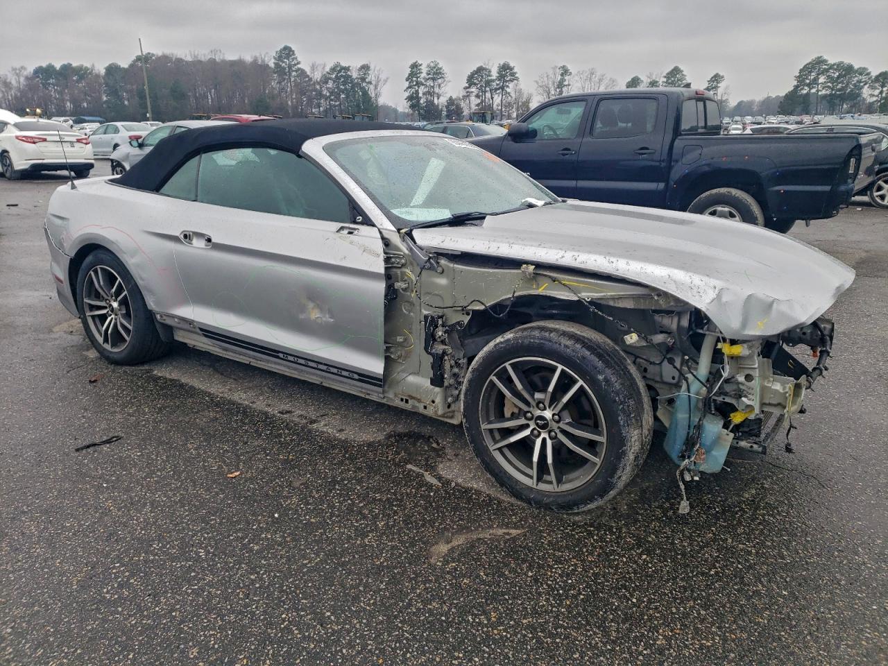 2016 FORD MUSTANG photo 4