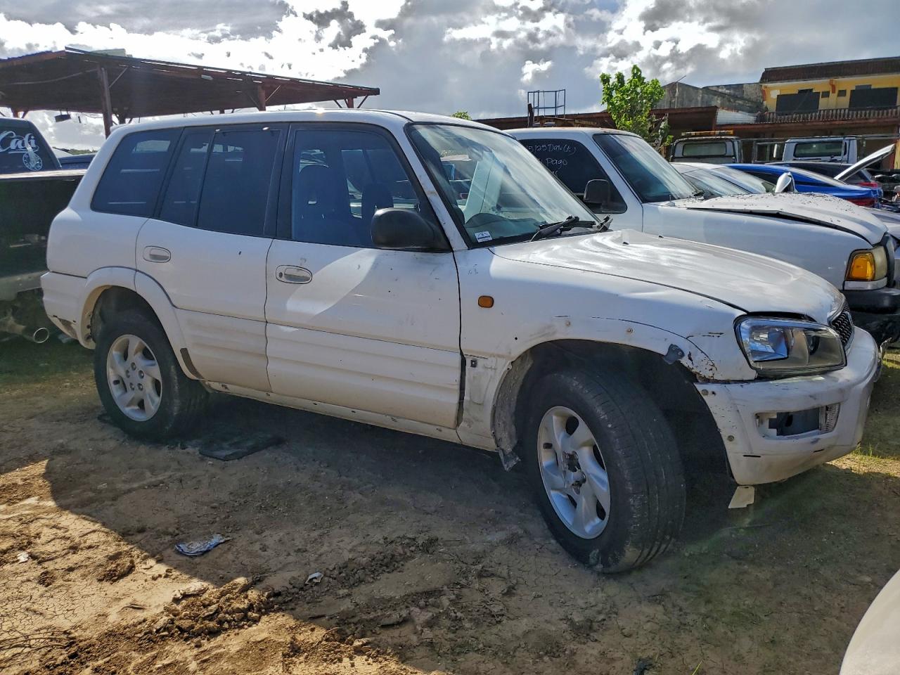 1999 TOYOTA RAV4 photo 4