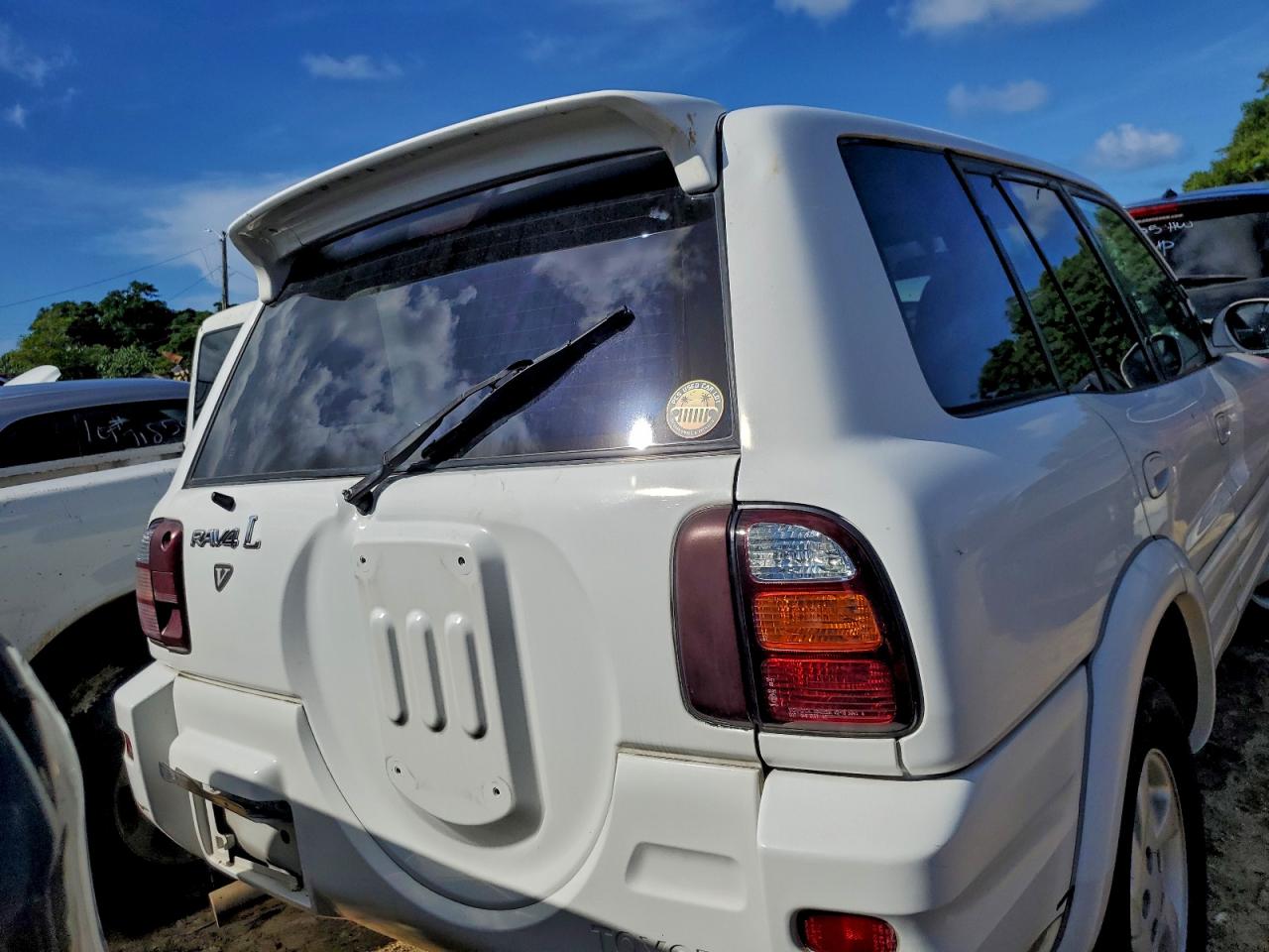 1999 TOYOTA RAV4 photo 6