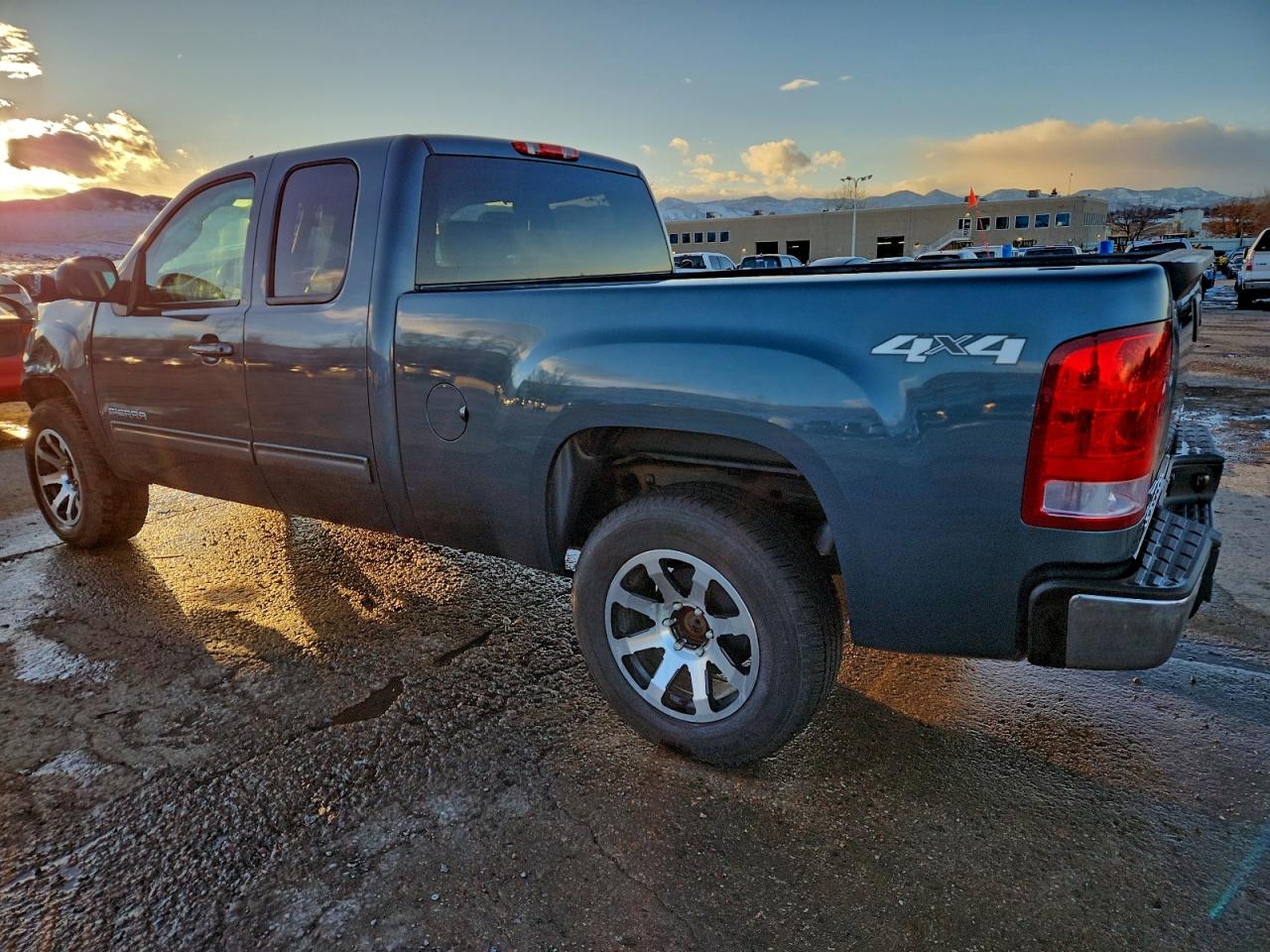 2012 GMC SIERRA K1500 SLT photo 3