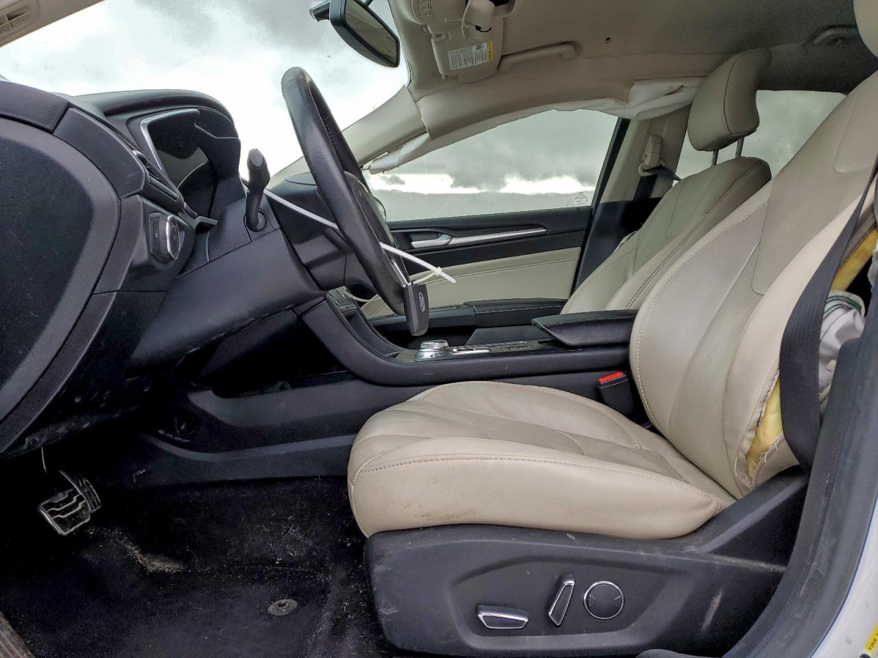 2017 FORD FUSION TITANIUM HEV photo 13