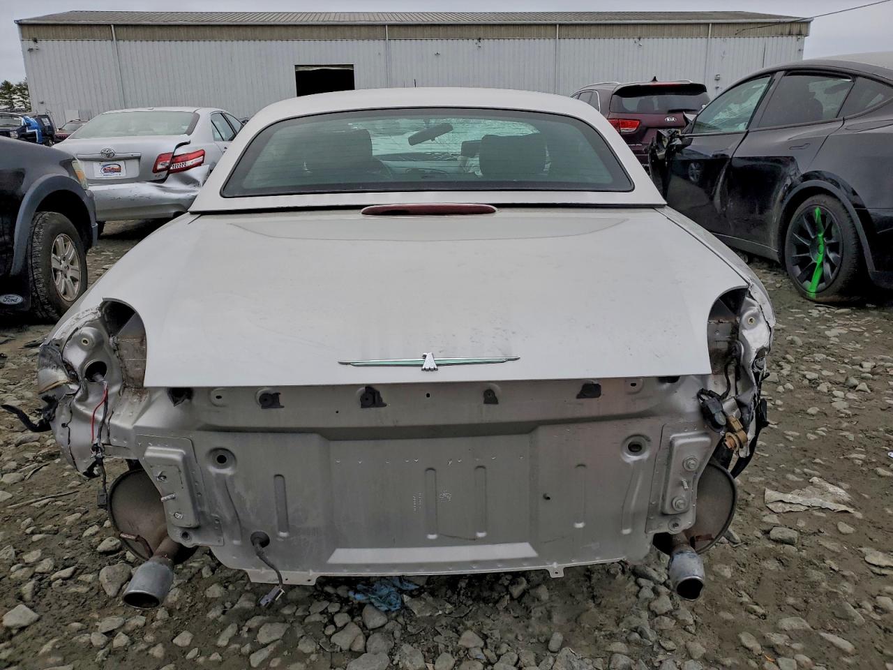 2005 FORD THUNDERBIRD photo 6
