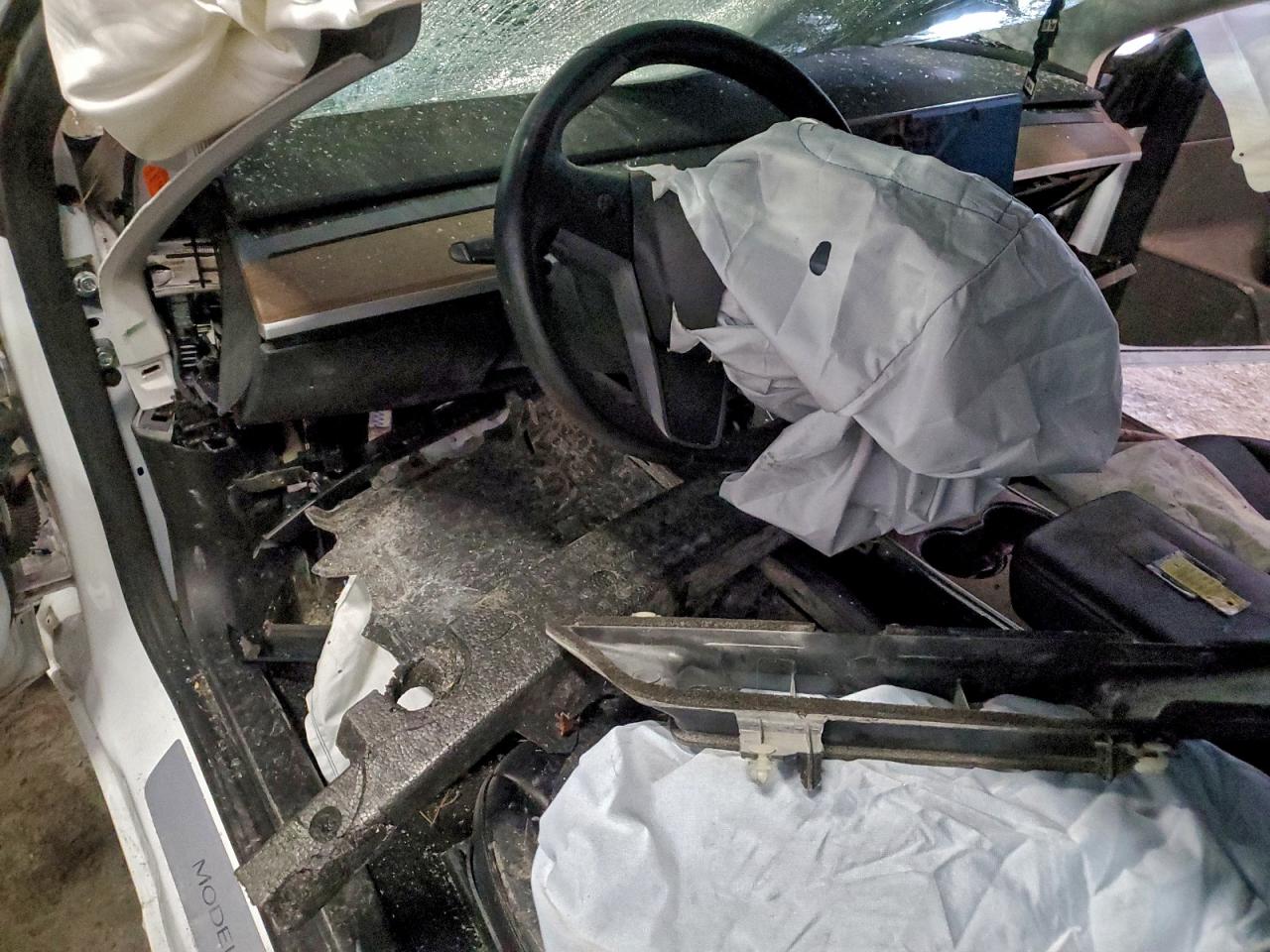 2018 TESLA MODEL 3 photo 8