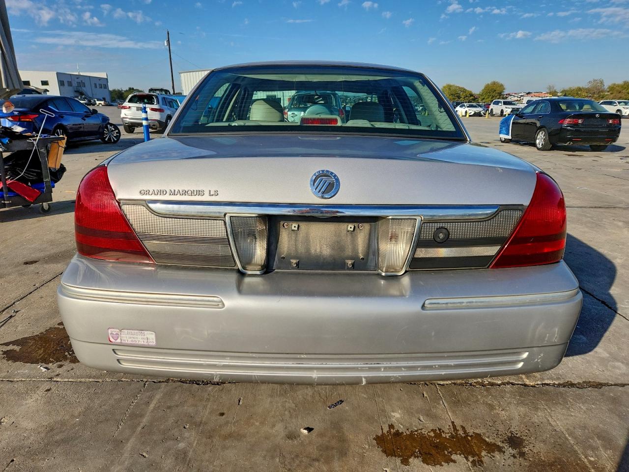 2010 MERCURY GRAND MARQUIS LS photo 6