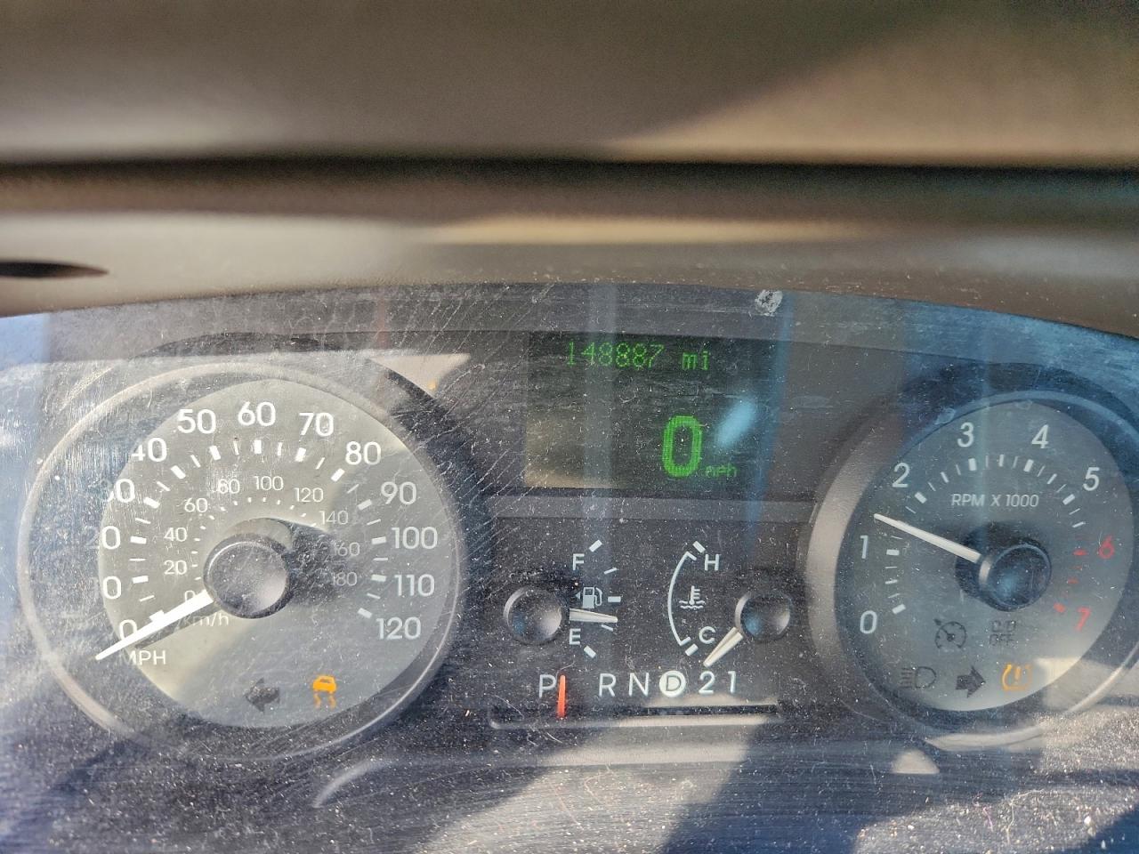 2010 MERCURY GRAND MARQUIS LS photo 9