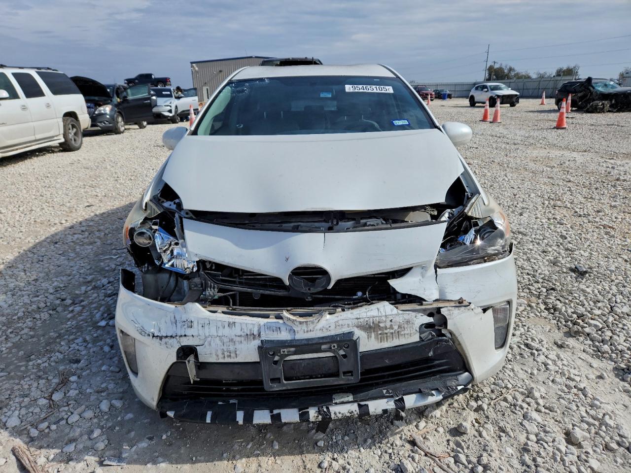 2012 TOYOTA PRIUS THREE photo 5