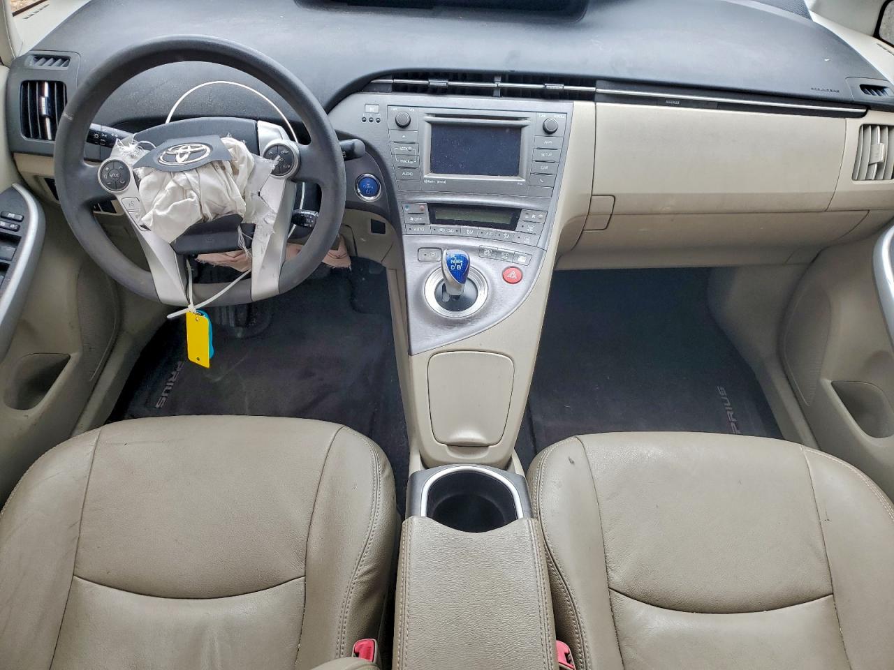 2012 TOYOTA PRIUS THREE photo 8