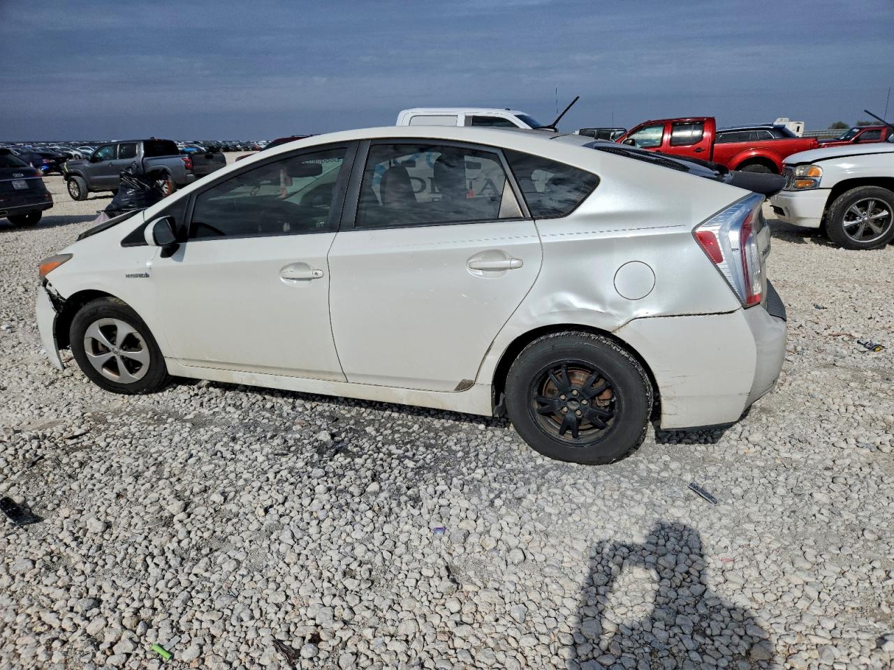 2012 TOYOTA PRIUS THREE photo 2