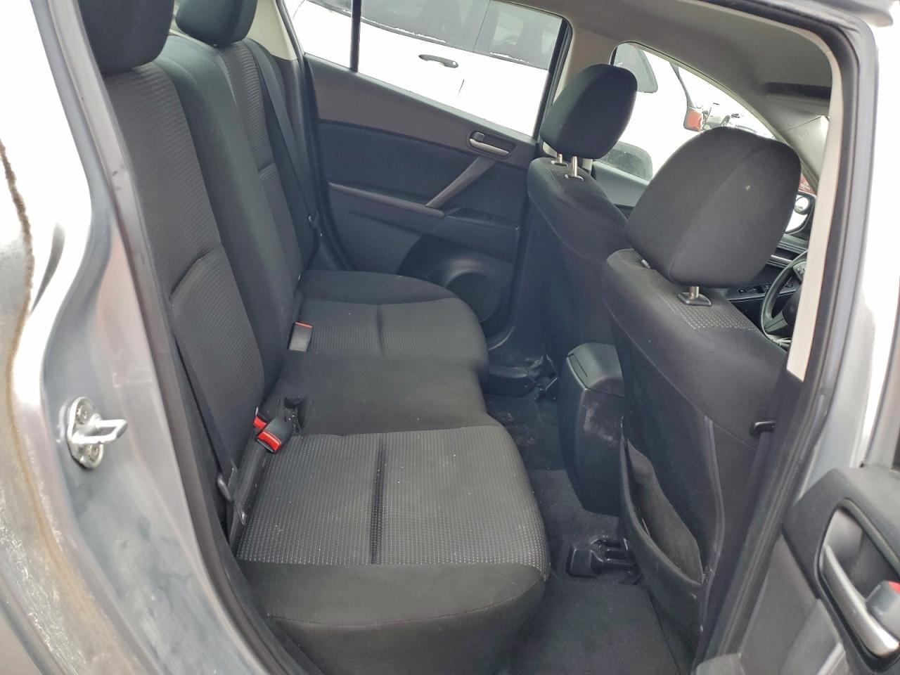 2013 MAZDA 3 I photo 28