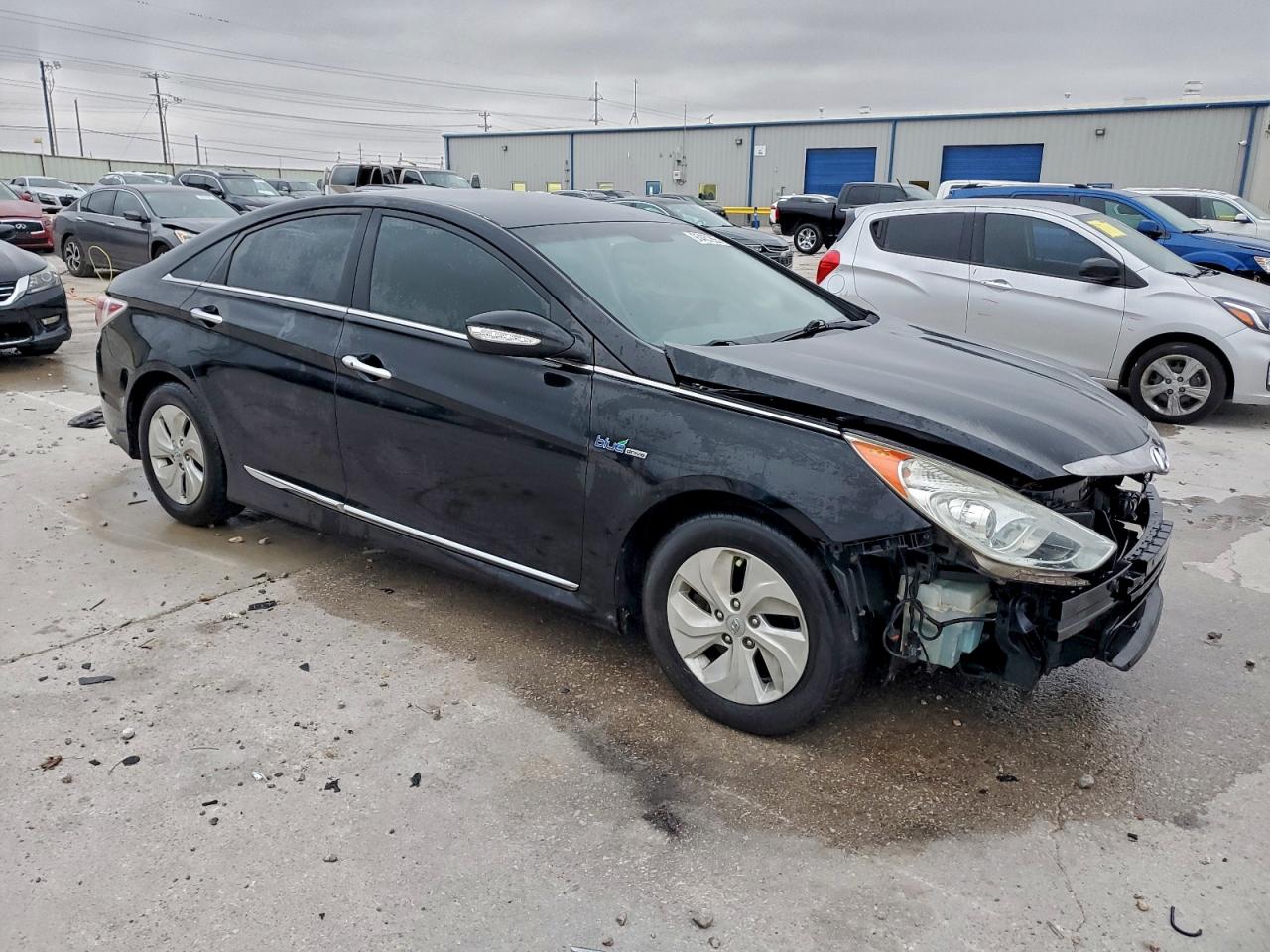 2013 HYUNDAI SONATA HYBRID photo 4