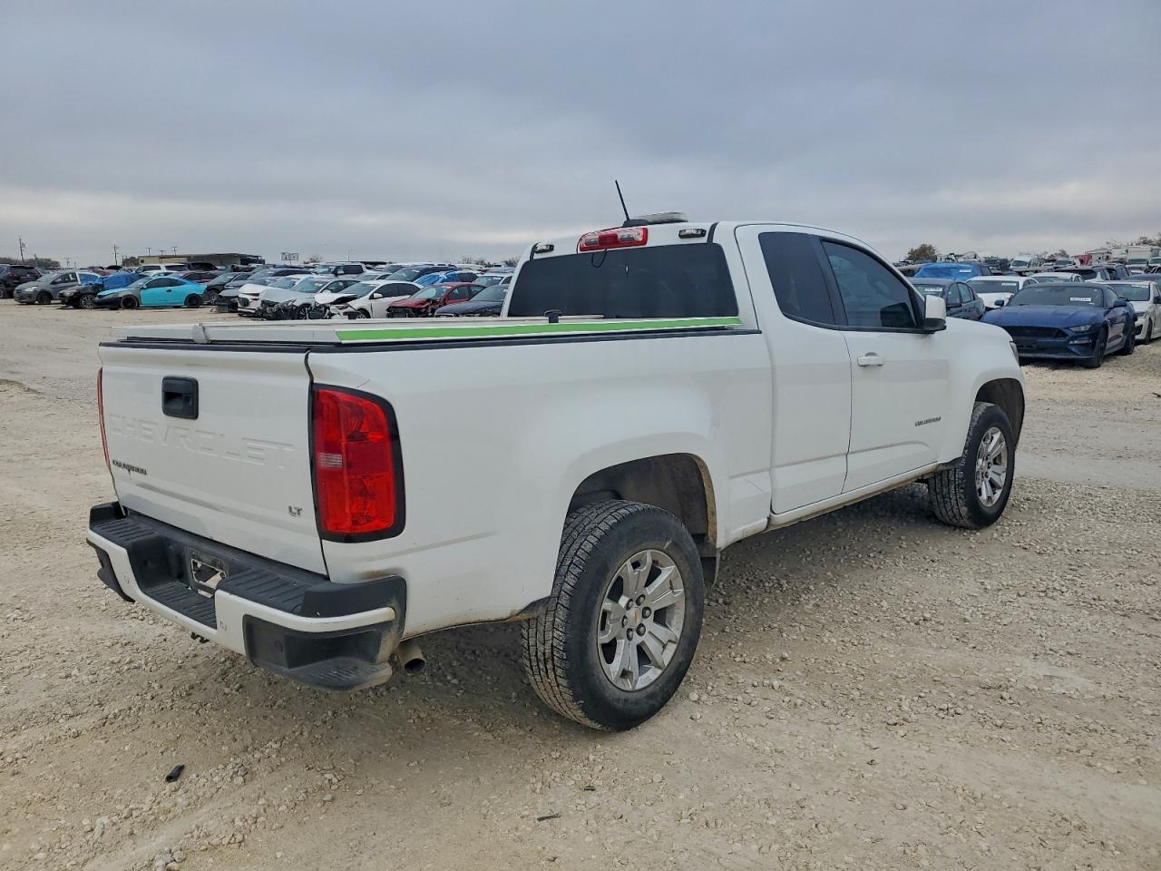 2022 CHEVROLET COLORADO LT photo 3