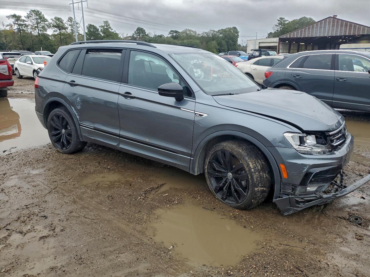 2021 VOLKSWAGEN TIGUAN SE photo 7