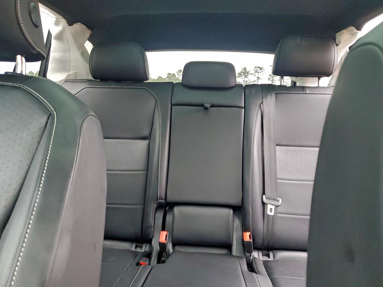 2021 VOLKSWAGEN TIGUAN SE photo 19