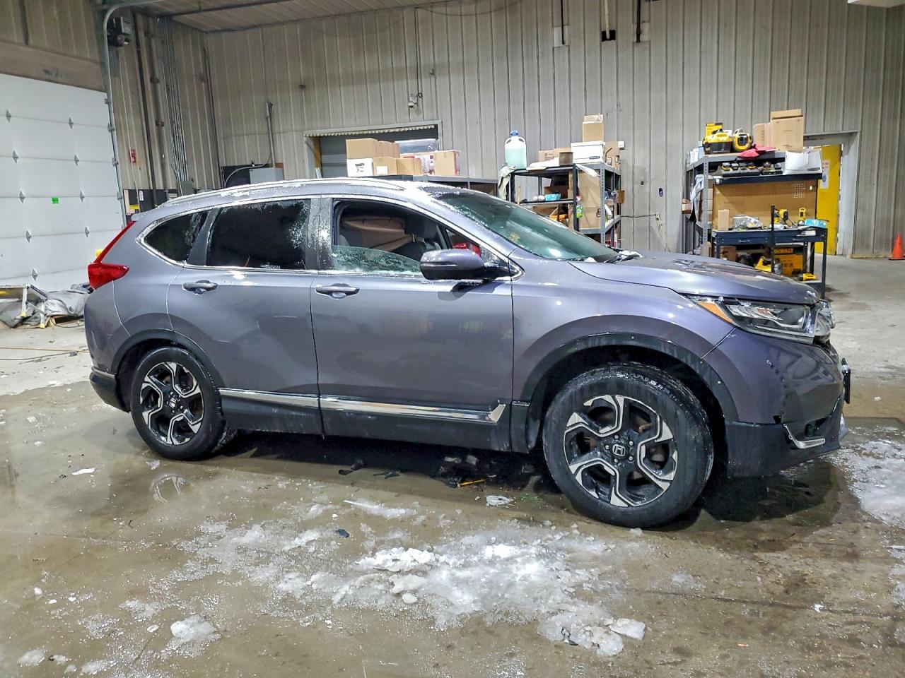 2018 HONDA CR-V TOURING photo 4