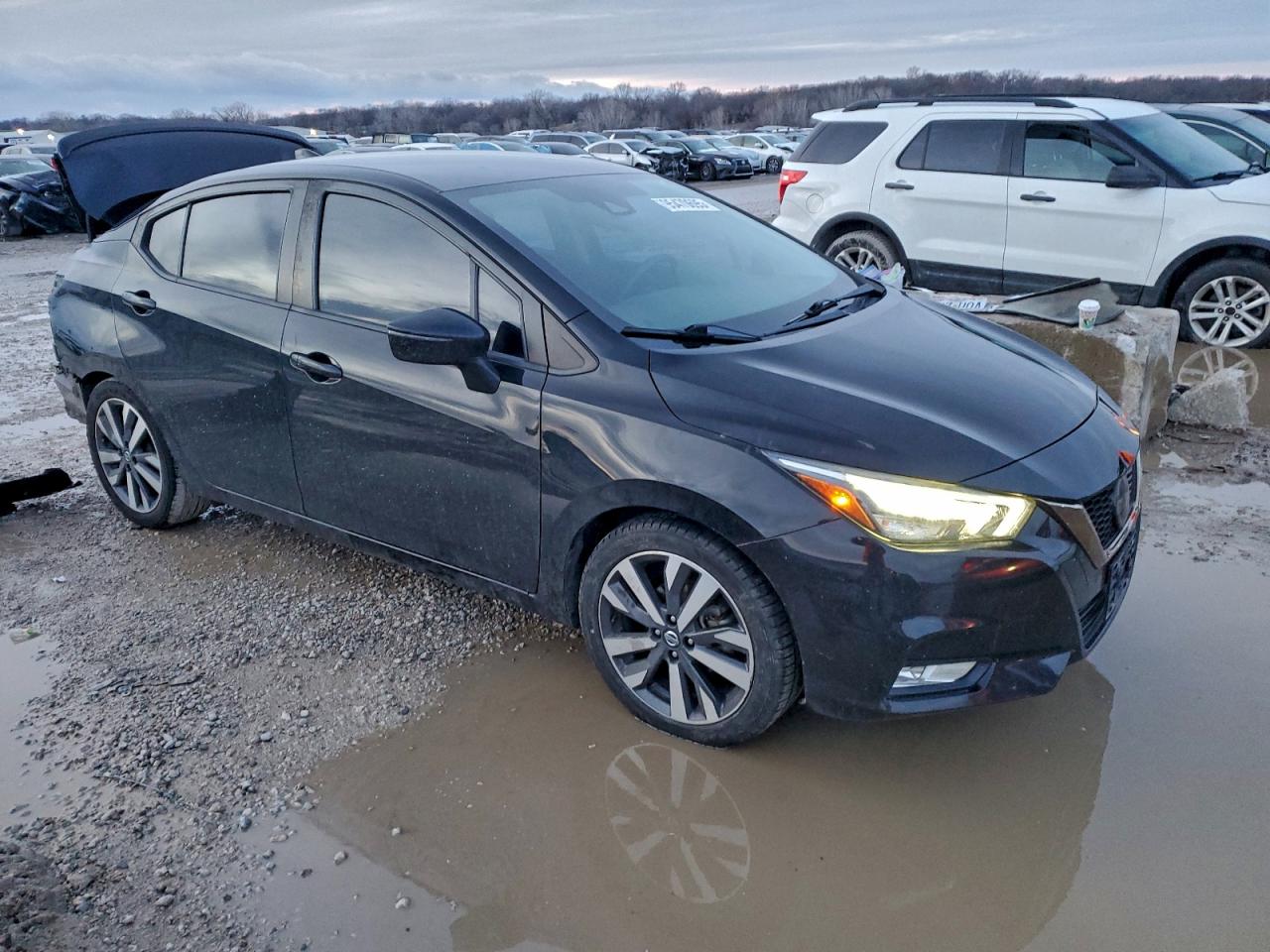 2020 NISSAN VERSA SR photo 7