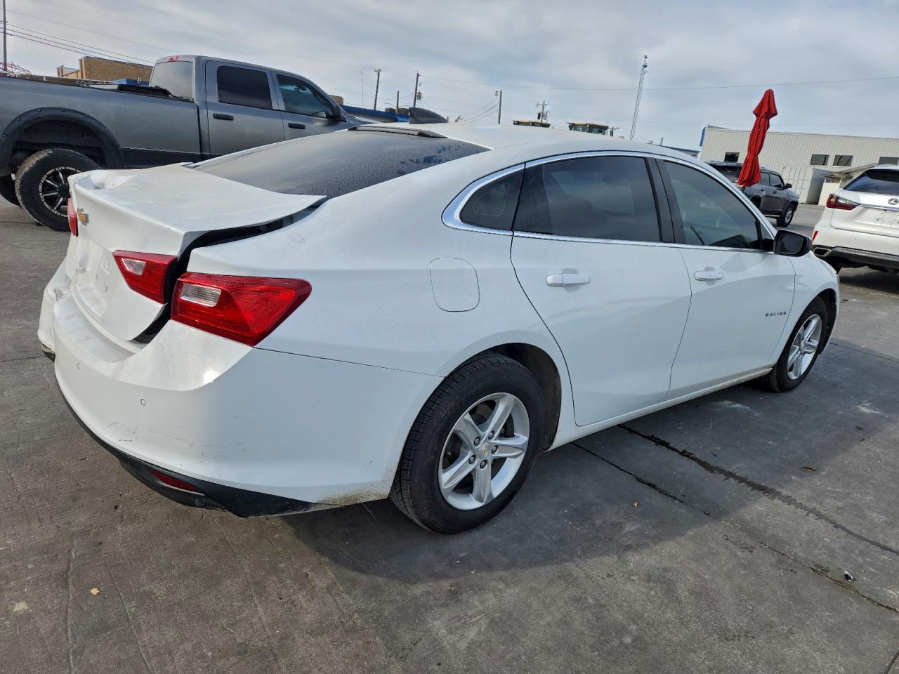 2021 CHEVROLET MALIBU LS photo 5