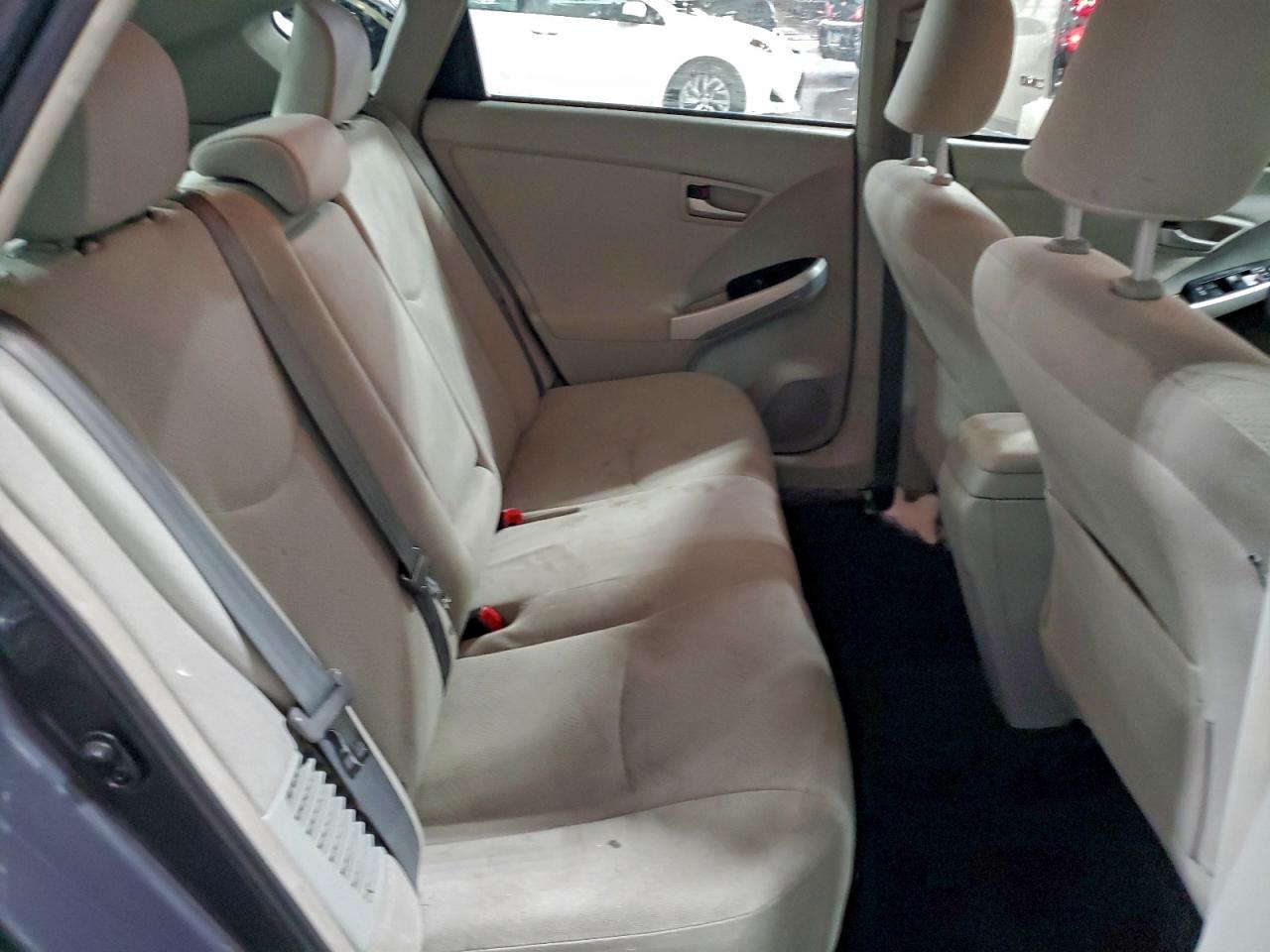 2013 TOYOTA PRIUS TWO photo 11