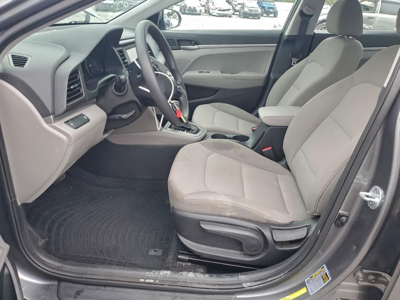 2019 HYUNDAI ELANTRA SE photo 19
