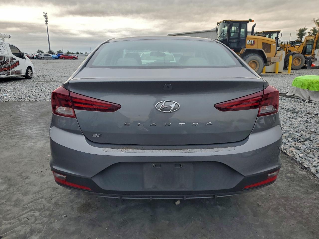 2019 HYUNDAI ELANTRA SE photo 16