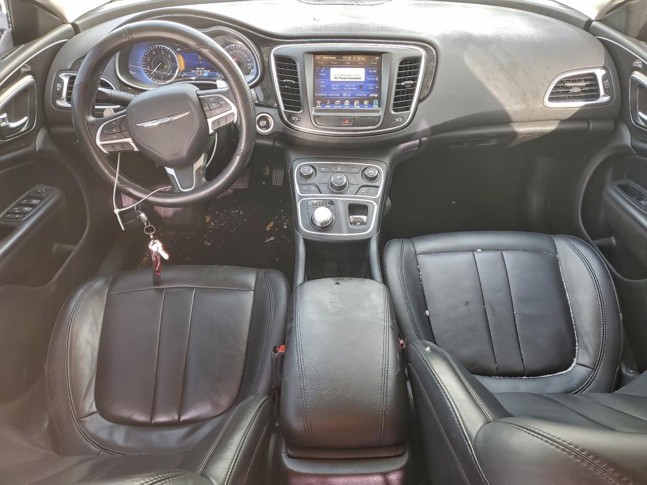 2016 CHRYSLER 200 C photo 8