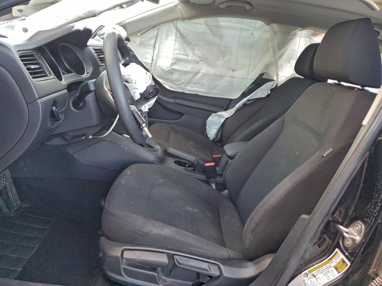 2015 VOLKSWAGEN JETTA BASE photo 13