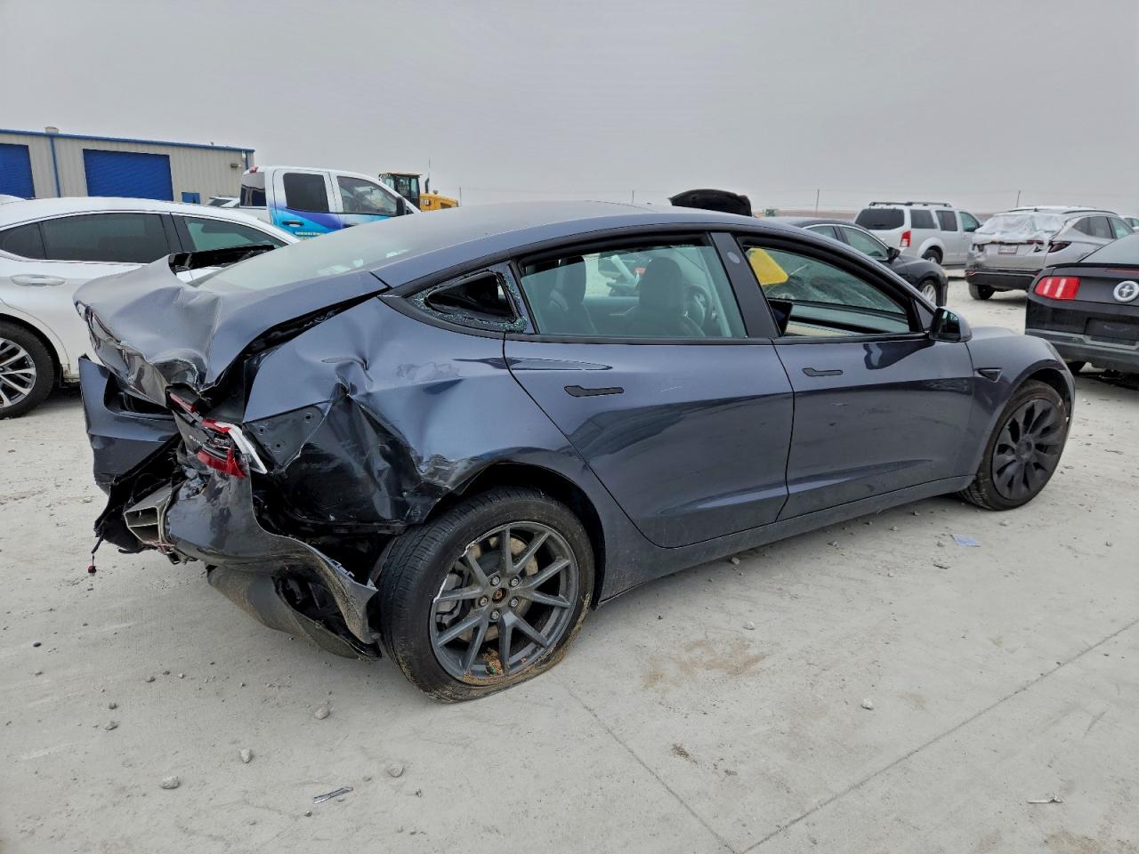 2022 TESLA MODEL 3 photo 5