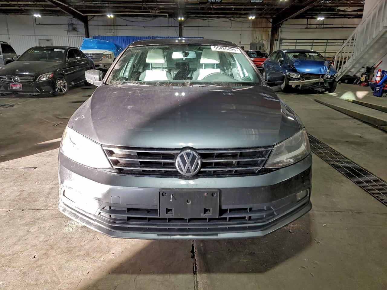 2016 VOLKSWAGEN JETTA SPORT photo 5