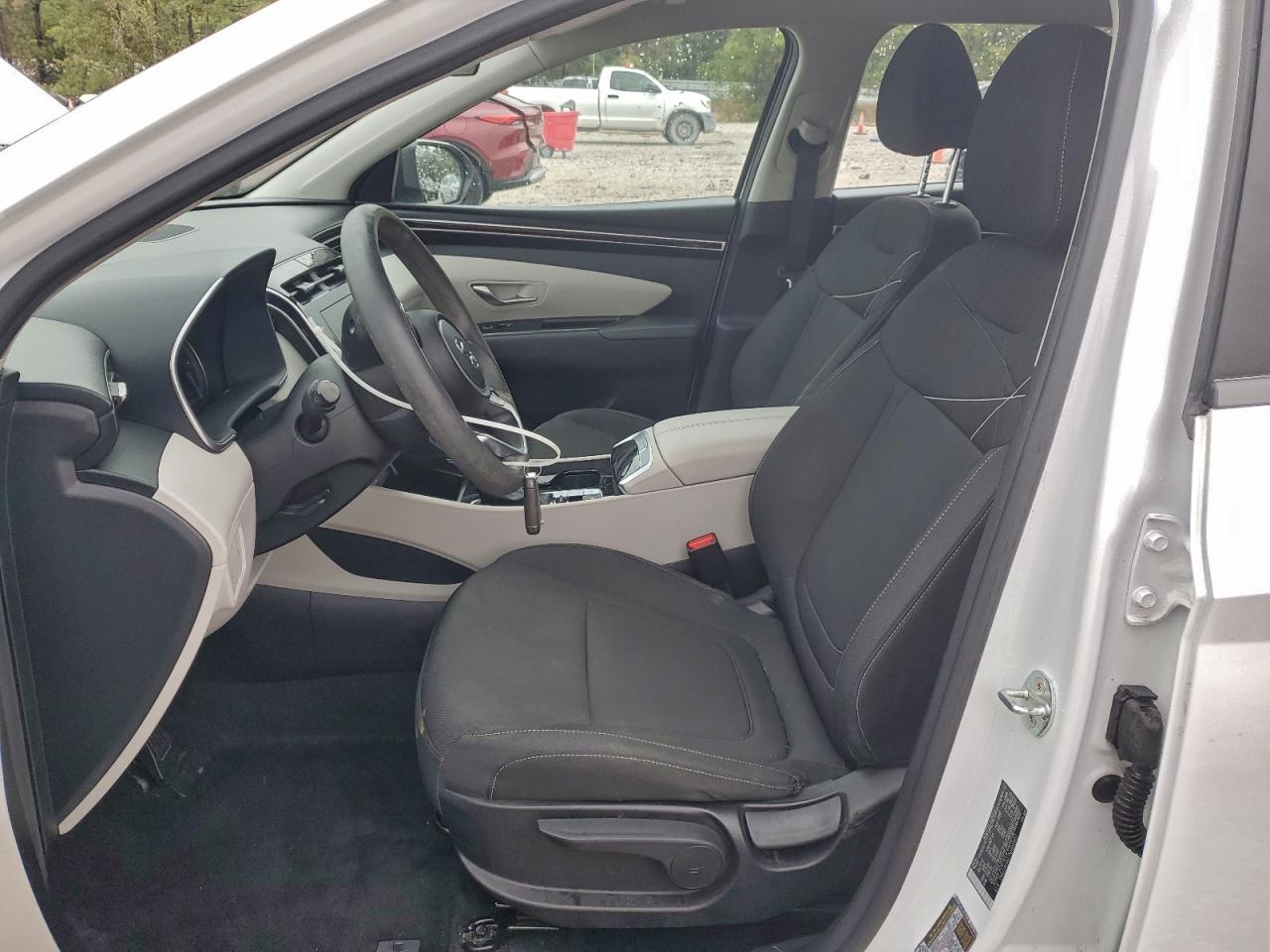2022 HYUNDAI TUCSON SE photo 7