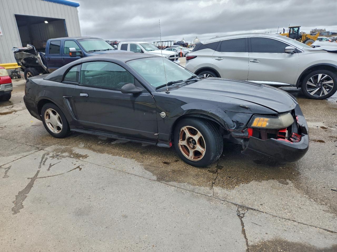 2004 FORD MUSTANG photo 4