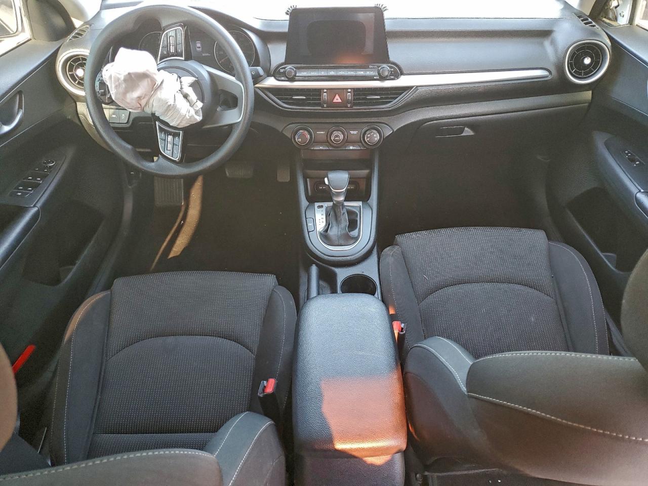 2020 KIA FORTE LXS photo 15
