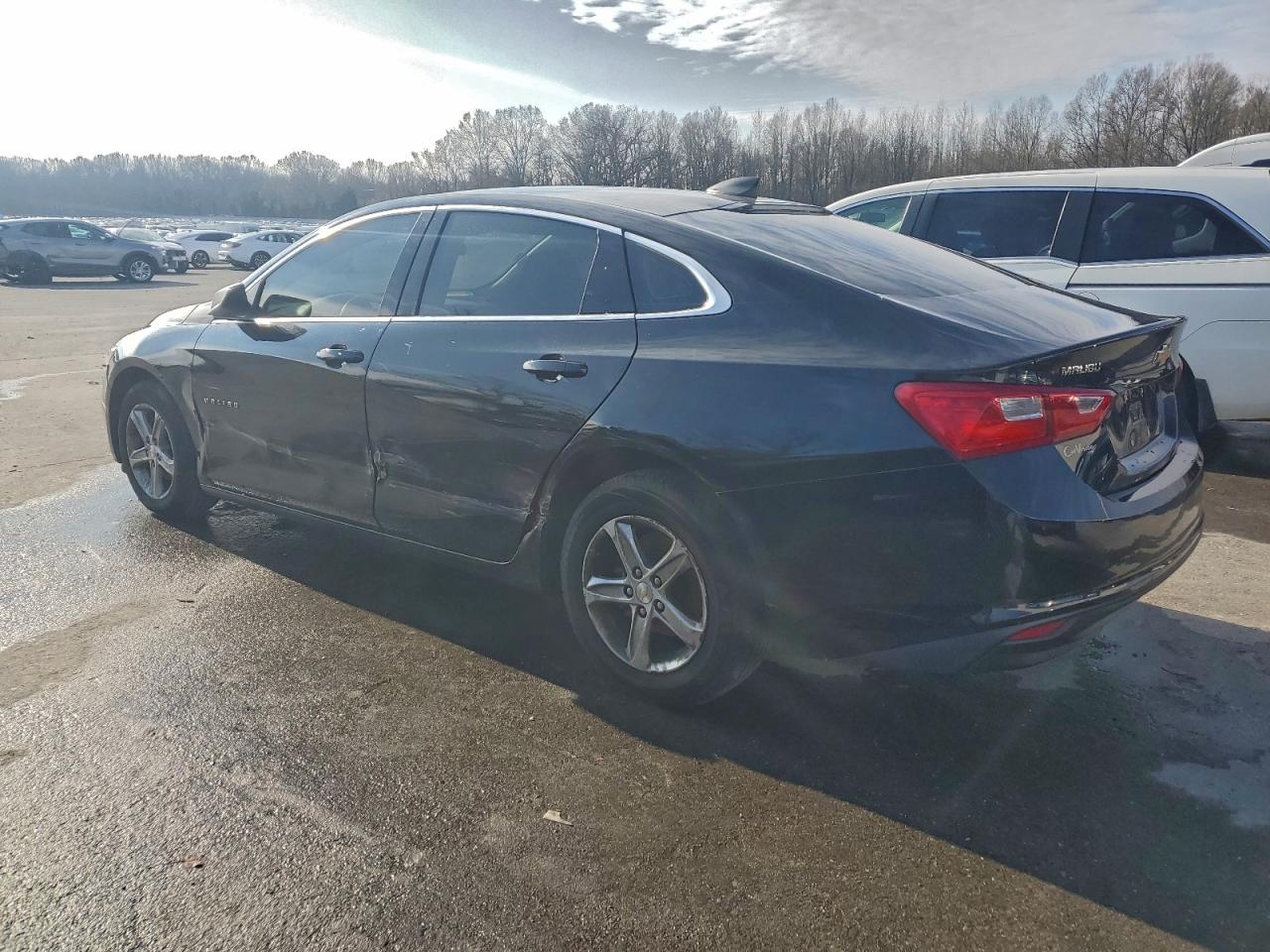 2020 CHEVROLET MALIBU LS photo 2