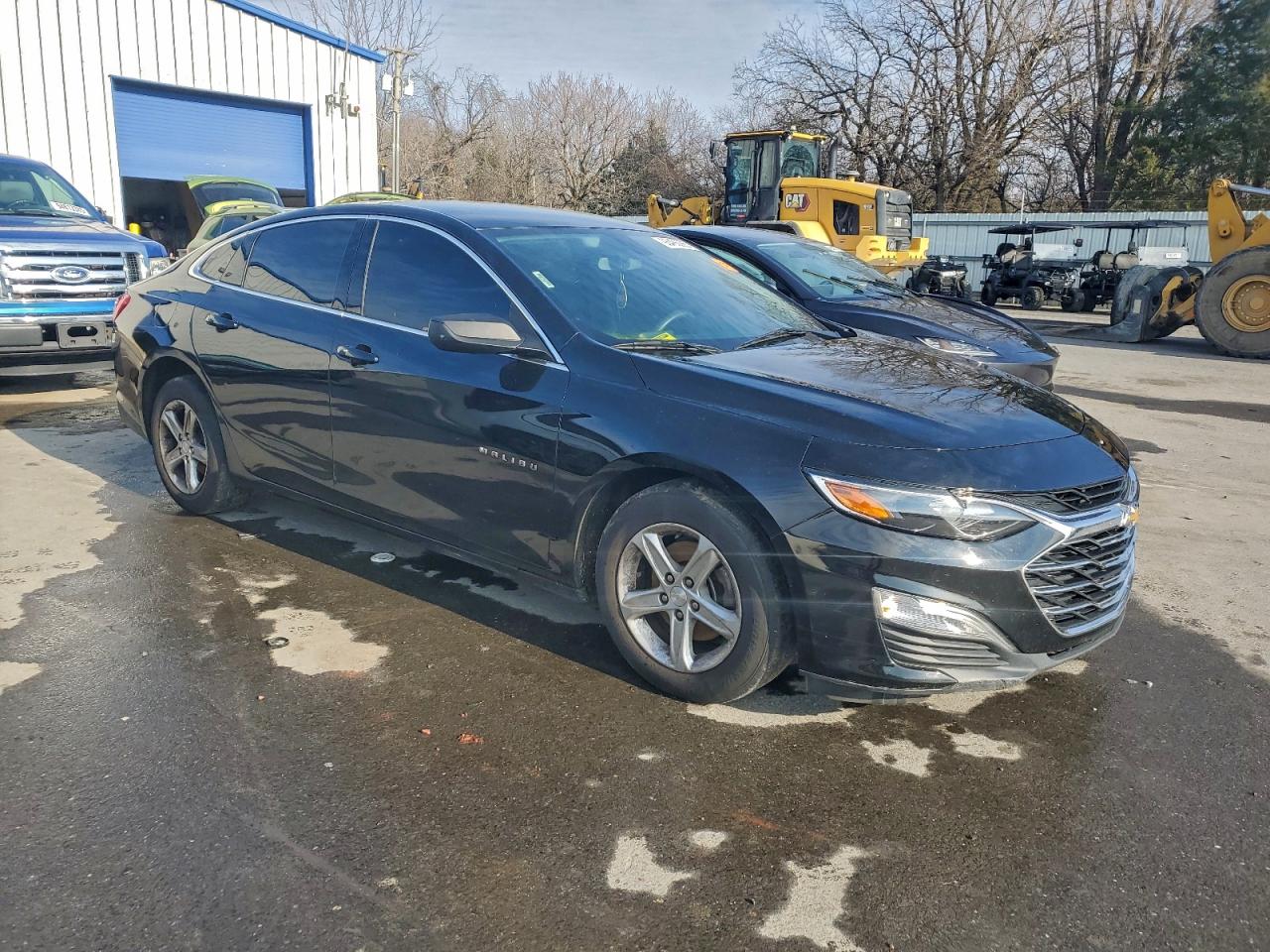 2020 CHEVROLET MALIBU LS photo 4