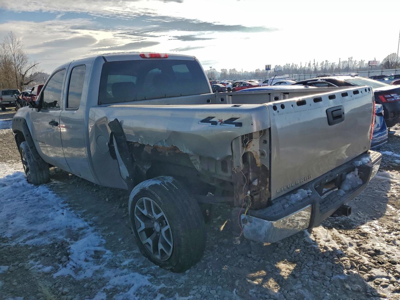 2007 CHEVROLET SILVERADO K1500 photo 3