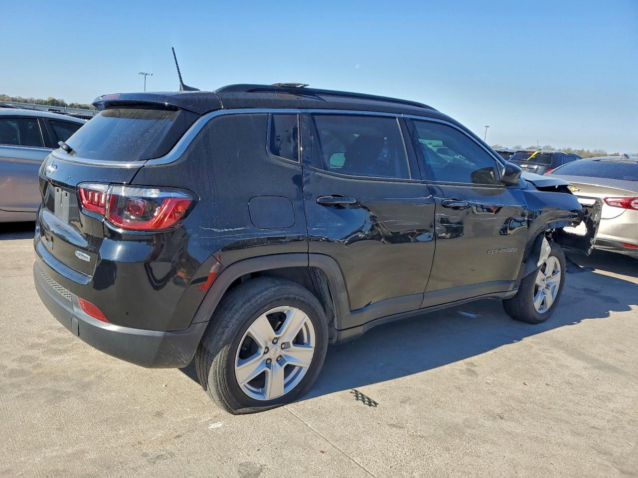 2022 JEEP COMPASS LATITUDE photo 5