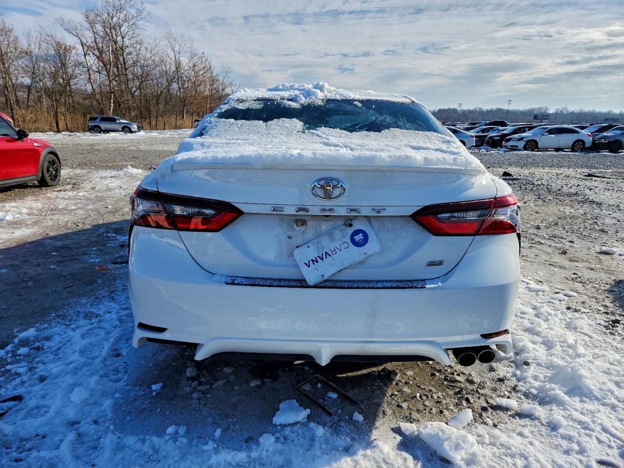 2022 TOYOTA CAMRY SE photo 6