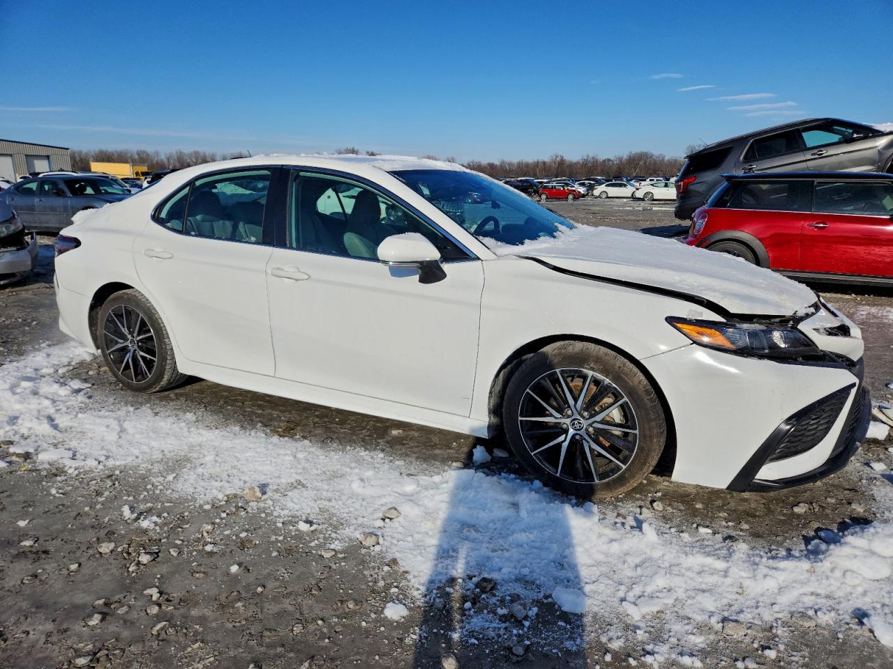 2022 TOYOTA CAMRY SE photo 4