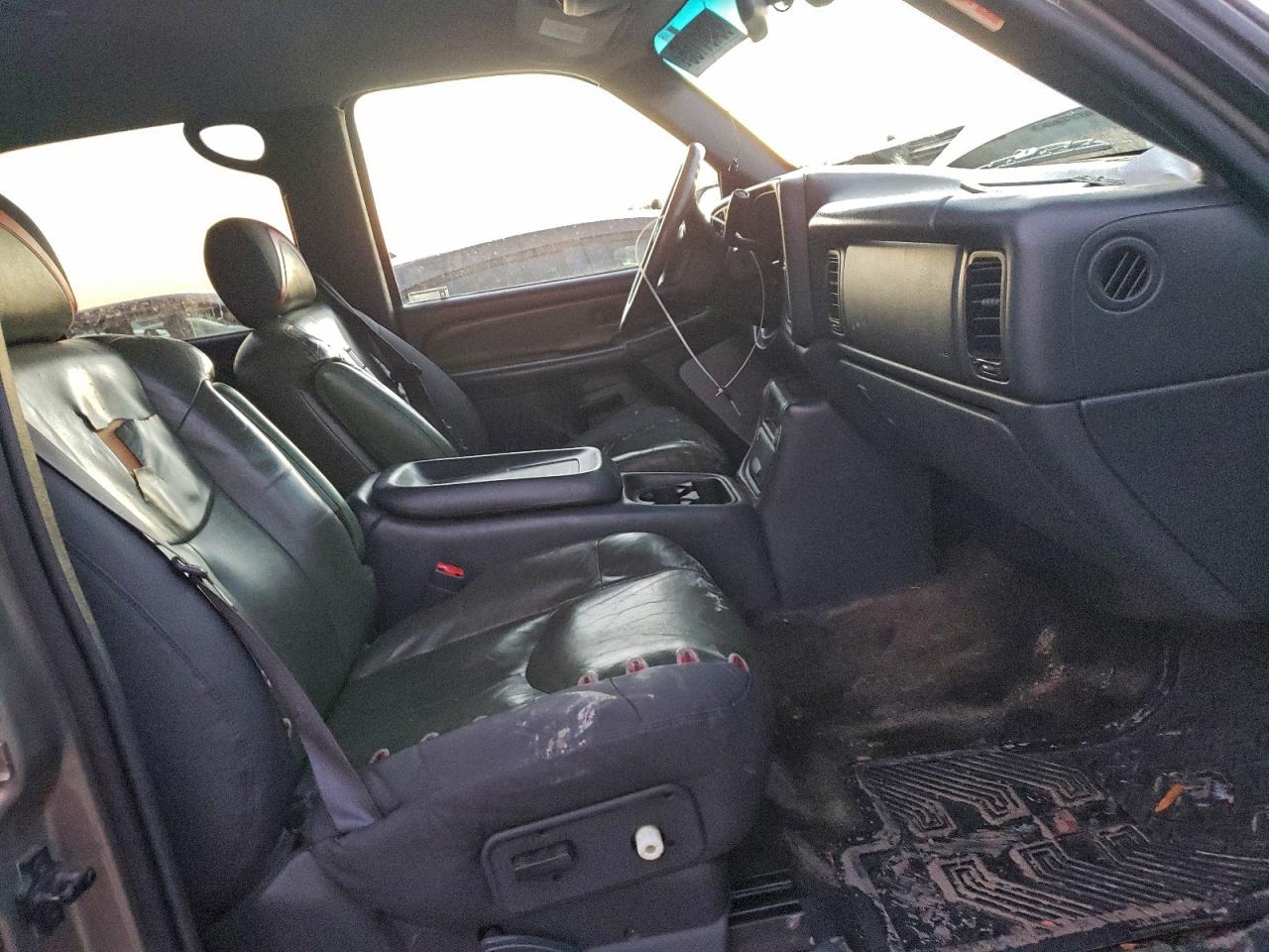 2002 CHEVROLET AVALANCHE K1500 photo 13