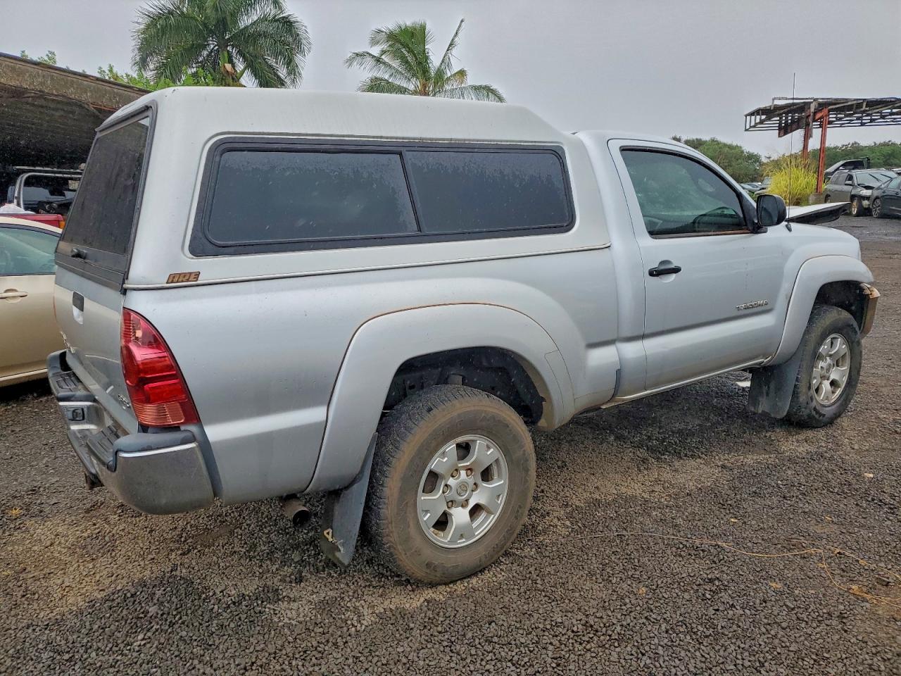 2006 TOYOTA TACOMA photo 3