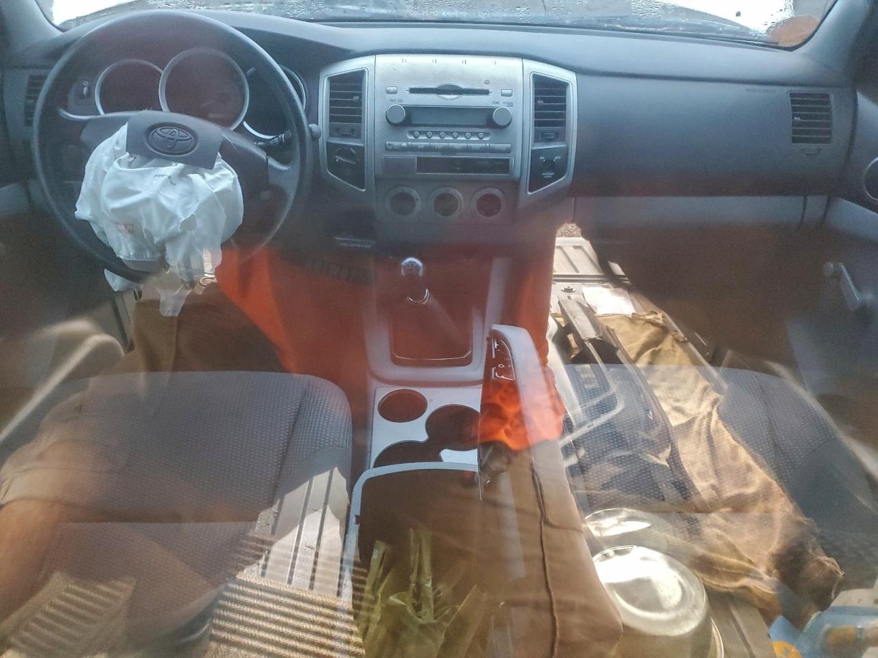 2006 TOYOTA TACOMA photo 8