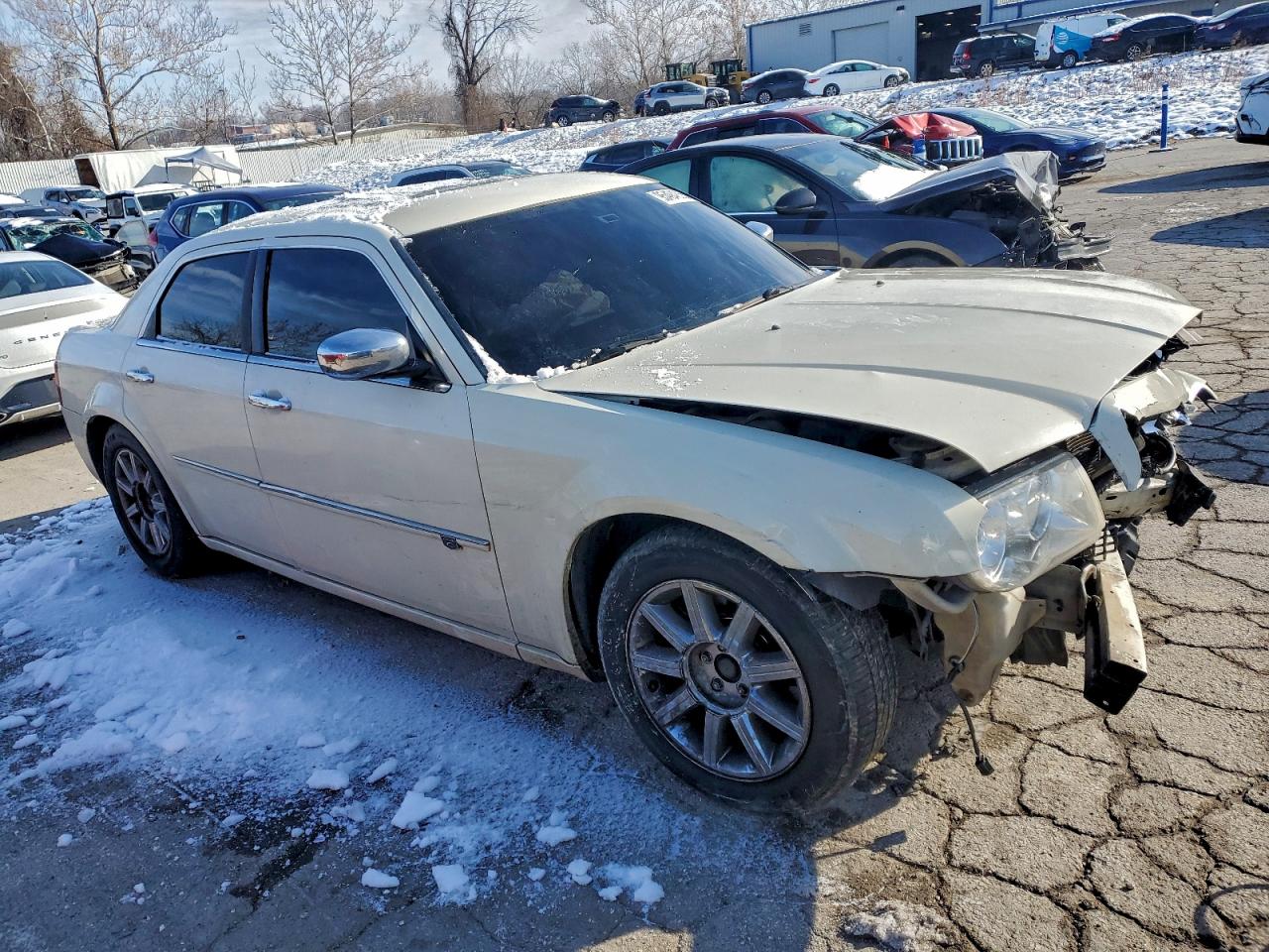 2010 CHRYSLER 300C photo 4